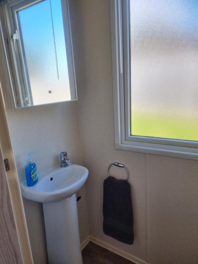 Hotel Static Caravan To Hire , Hoburne Devon Bay Goodrington Exterior foto